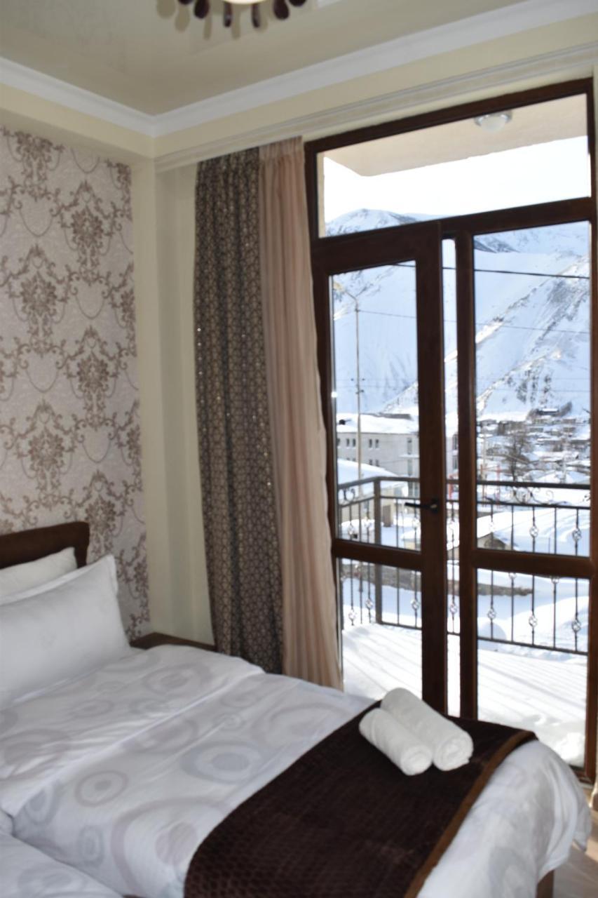 Hotel Iveria カズベギ エクステリア 写真